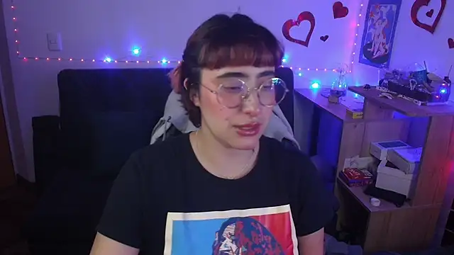 Miacatsito3 online show from April 2026 04:52:01 AM