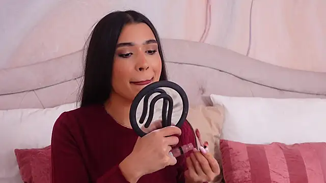 Snapshot of MyaMuse chatting on November 2025 08:26:01 AM MyaMuse online show from November 2025 08:26:01 AM