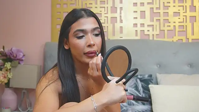 Snapshot of MyaMuse chatting on December 2025 08:12:01 AM MyaMuse online show from December 2025 08:12:01 AM