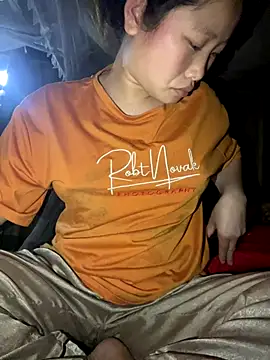 Van xx online show from December 2025 02:13:02 PM