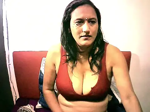 Snapshot of Indiansexyboobs18 chatting on November 2025 01:37:02 PM Indiansexyboobs18 online show from November 2025 01:37:02 PM