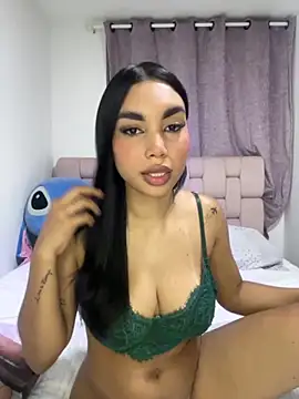 Snapshot of karolaalcendra chatting on November 2025 04:34:02 AM karolaalcendra online show from November 2025 04:34:02 AM