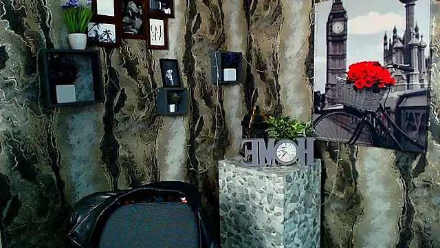 Snapshot of EmmaCat_ chatting on October 2025 05:05:02 AM EmmaCat online show from October 2025 05:05:02 AM