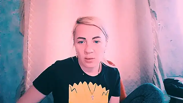 Snapshot of EmmaCat_ chatting on October 2025 09:32:01 AM EmmaCat online show from October 2025 09:32:01 AM