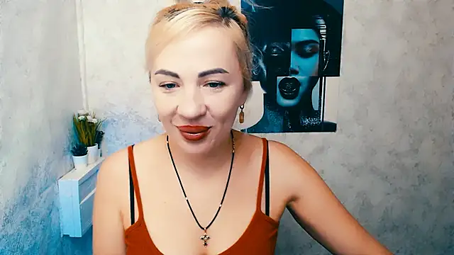 Snapshot of EmmaCat_ chatting on November 2025 07:20:01 AM EmmaCat online show from November 2025 07:20:01 AM