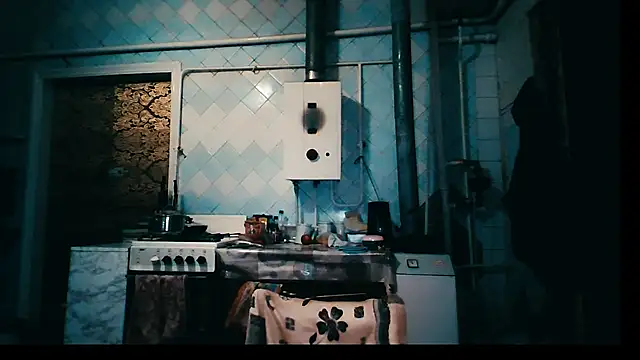 Snapshot of EmmaCat_ chatting on November 2025 06:49:01 AM EmmaCat online show from November 2025 06:49:01 AM