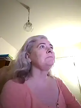 Snapshot of goodstyle chatting on October 2025 05:54:02 PM goodstyle online show from October 2025 05:54:02 PM