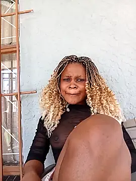 BlondieBitch online show from February 2026 01:22:01 PM