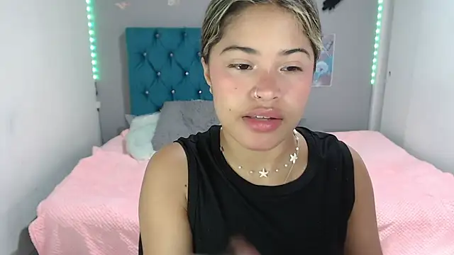 mia sexgirl online show from June 2026 12:30:01 PM