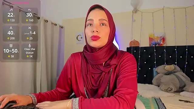 ShanaJamil online show from April 2026 12:10:01 PM