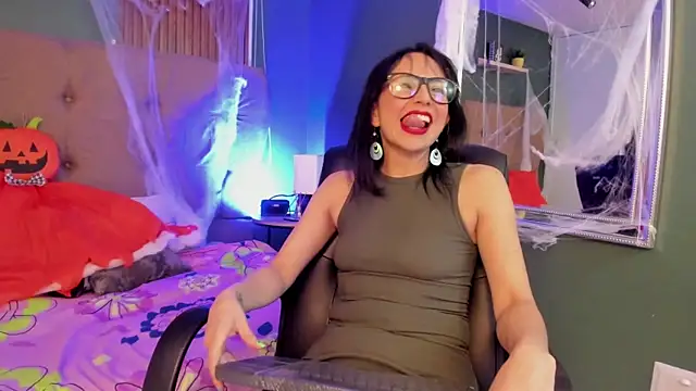 Snapshot of Lilithmuller_ chatting on October 2025 11:43:02 AM Lilithmuller online show from October 2025 11:43:02 AM