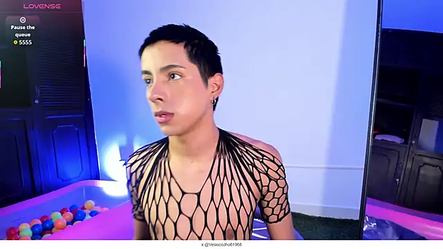 Snapshot of EstivenSallas chatting on September 2025 07:48:01 PM EstivenSallas online show from September 2025 07:48:01 PM