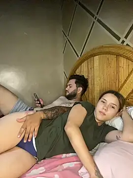 coupleyys online show from October 2025 08:53:02 PM