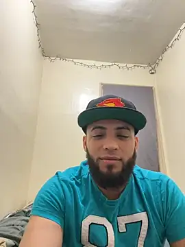 LeoPR00 online show from December 2025 06:17:02 AM