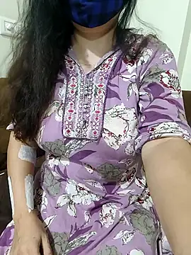 Snapshot of sassy_aly007 chatting on September 2025 01:45:01 PM sassy aly007 online show from September 2025 01:45:01 PM