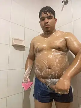 Snapshot of RangingWarranty chatting on November 2025 06:02:01 AM RangingWarranty online show from November 2025 06:02:01 AM