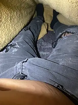 Snapshot of RangingWarranty chatting on November 2025 01:59:02 PM RangingWarranty online show from November 2025 01:59:02 PM