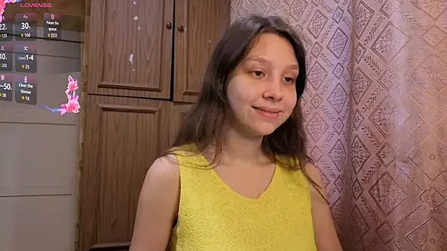 QutieDaSweet online show from November 2025 08:58:01 AM