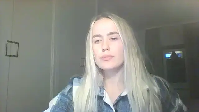 Snapshot of Frosian chatting on September 2025 06:02:01 PM Frosian online show from September 2025 06:02:01 PM