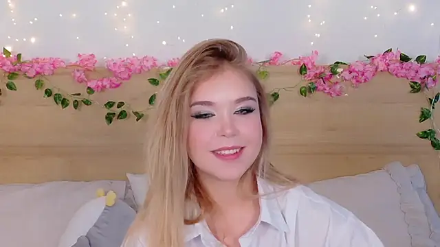 Snapshot of Lilith_Bonheur chatting on November 2025 10:12:01 PM Lilith Bonheur online show from November 2025 10:12:01 PM