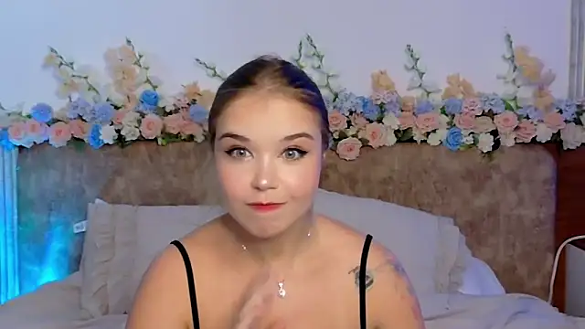 Lilith Bonheur online show from March 2026 01:54:02 AM