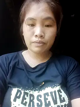 Luyen004 online show from September 2025 07:10:02 AM