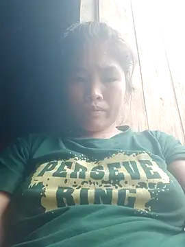 Luyen004 online show from October 2025 01:02:02 AM