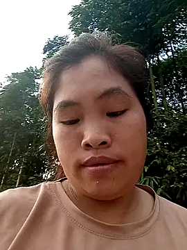 Luyen004 online show from March 2026 12:11:01 AM