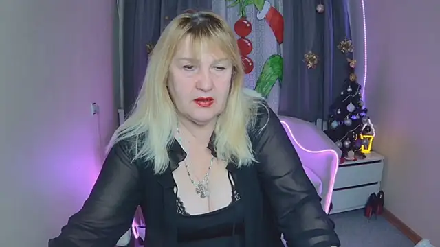 EmmaEllison online show from December 2025 07:12:01 AM