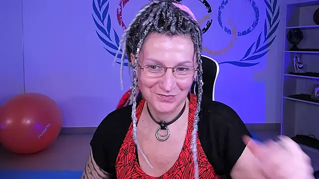 Snapshot of UmaSpace chatting on September 2025 01:05:02 PM UmaSpace online show from September 2025 01:05:02 PM