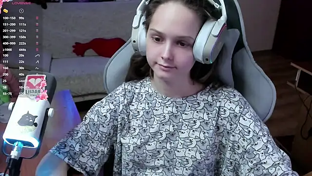 SharybbFace online show from February 2026 03:08:02 PM