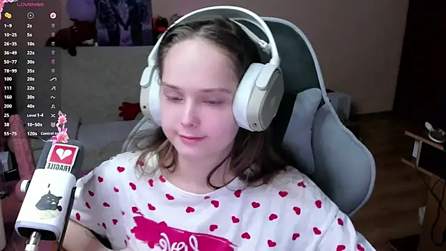 SharybbFace online show from February 2026 03:08:01 PM