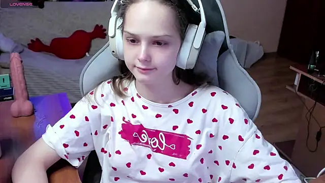 SharybbFace online show from February 2026 03:10:01 PM