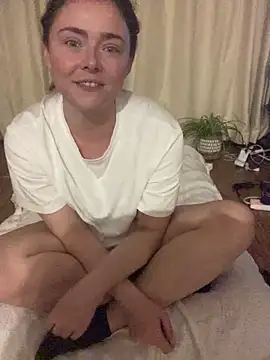 Mia Winters online show from February 2026 07:15:01 PM