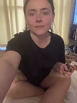 Mia Winters online show from April 2026 04:33:02 PM