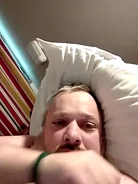 Yannor36 online show from September 2025 01:37:01 PM