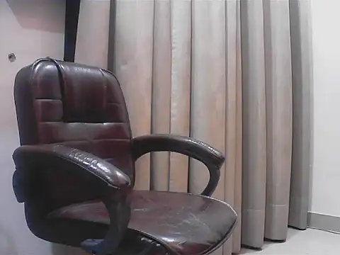 Snapshot of short_girl_ chatting on September 2025 08:12:02 PM short girl  online show from September 2025 08:12:02 PM