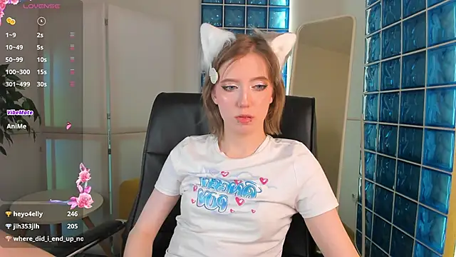 Snapshot of MorgyAsuna_ chatting on November 2025 06:37:02 PM MorgyAsuna online show from November 2025 06:37:02 PM