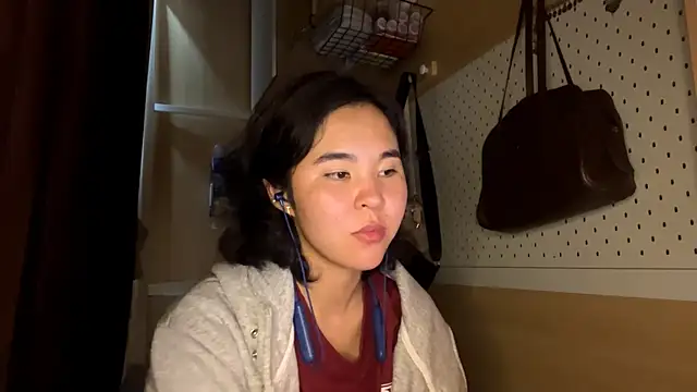 Snapshot of JennyCarpenter chatting on April 2026 04:52:02 AM JennyCarpenter online show from April 2026 04:52:02 AM