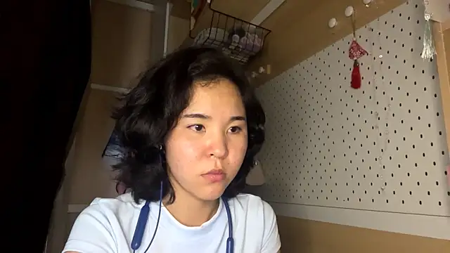 Snapshot of JennyCarpenter chatting on May 2026 10:18:01 PM JennyCarpenter online show from May 2026 10:18:01 PM