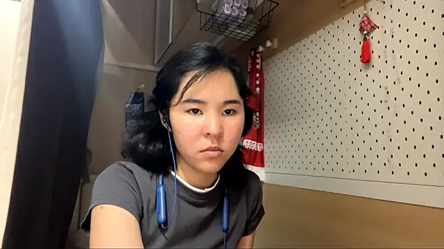 Snapshot of JennyCarpenter chatting on June 2026 09:08:02 AM JennyCarpenter online show from June 2026 09:08:02 AM