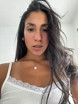 MaddyX   online show from February 2026 07:34:02 PM