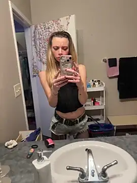 cuminhot69 online show from October 2025 12:39:02 PM