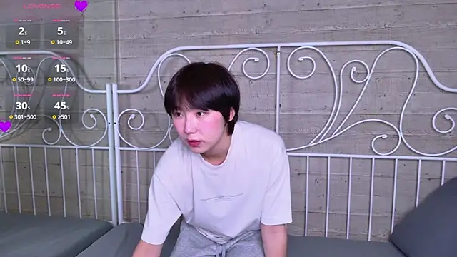 HeejinWang online show from April 2026 08:39:02 PM