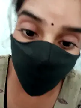 Aaisha-16 online show from November 2025 02:43:02 AM