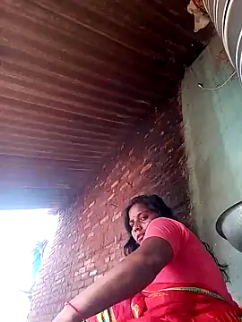 Snapshot of Hot_kadi83 chatting on September 2025 02:37:01 AM Hot kadi83 online show from September 2025 02:37:01 AM