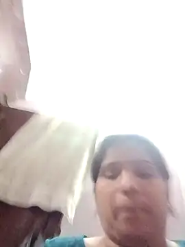 Snapshot of aliya-jaan71 chatting on October 2025 04:16:02 AM aliya-jaan71 online show from October 2025 04:16:02 AM