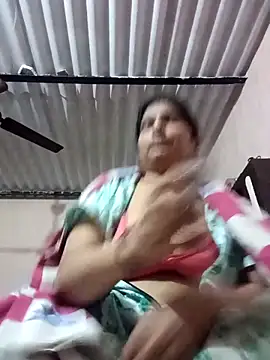 Snapshot of aliya-jaan71 chatting on November 2025 06:08:02 PM aliya-jaan71 online show from November 2025 06:08:02 PM