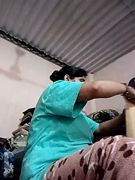 Snapshot of aliya-jaan71 chatting on November 2025 05:34:01 AM aliya-jaan71 online show from November 2025 05:34:01 AM