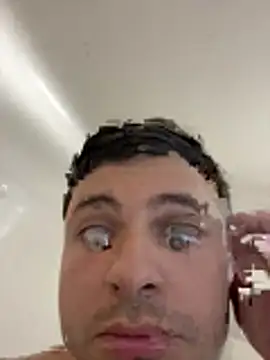 Youngstud2102 online show from April 2026 03:49:02 PM